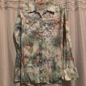 Women’s Wrangler Button Down Shirt